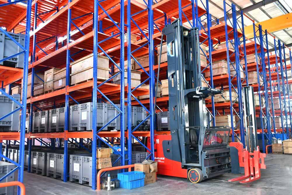 Xe nâng điện Forkvance sẽ tập trung nhiều hơn vào việc phát triển và bán các mẫu xe nâng điện lối đi hẹp và đặc biệt